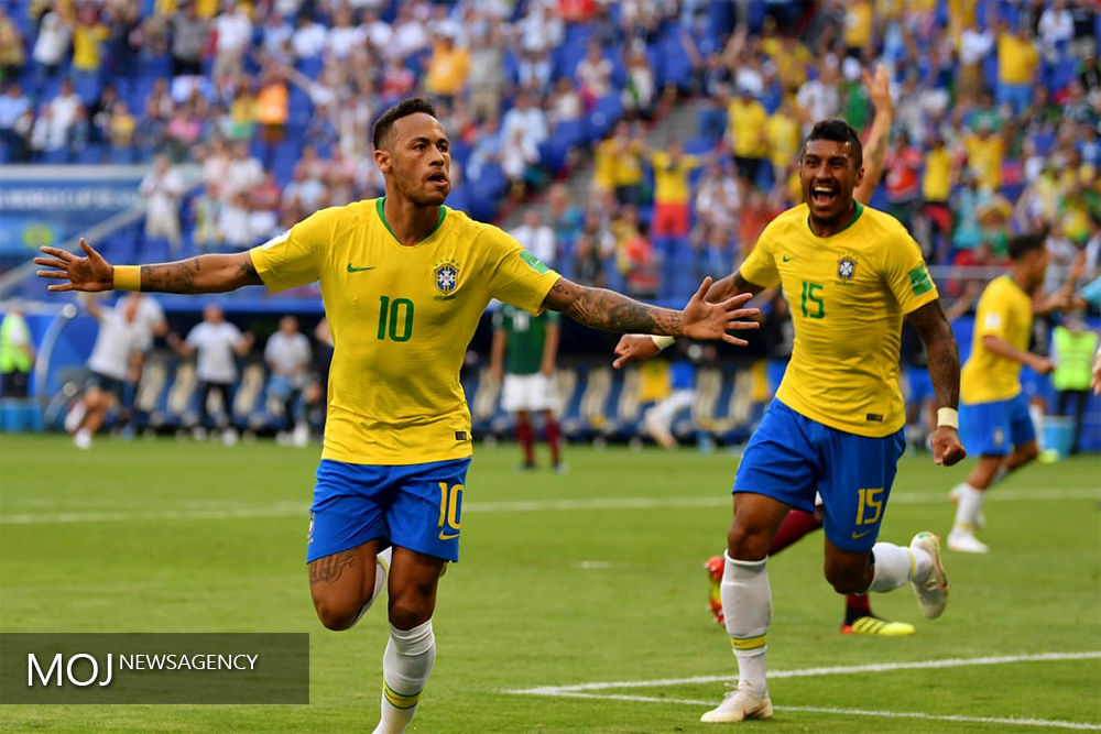 جام جهانی فوتبال - دیدار تیم های برزیل و مکزیک
