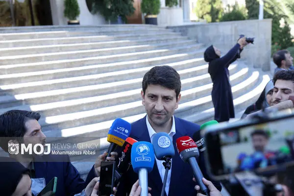 دولت چهاردهم رفع محدودیت دسترسی به سکوهای خارجی را فراموش نکرده است