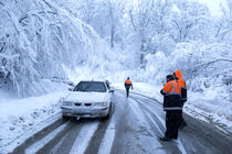 راهداران علاوه بر امکانات و تجهیزات خودرویی اداره کل، از ظرفیت دهیاری ها برای برف رویی بهره بگیرند
