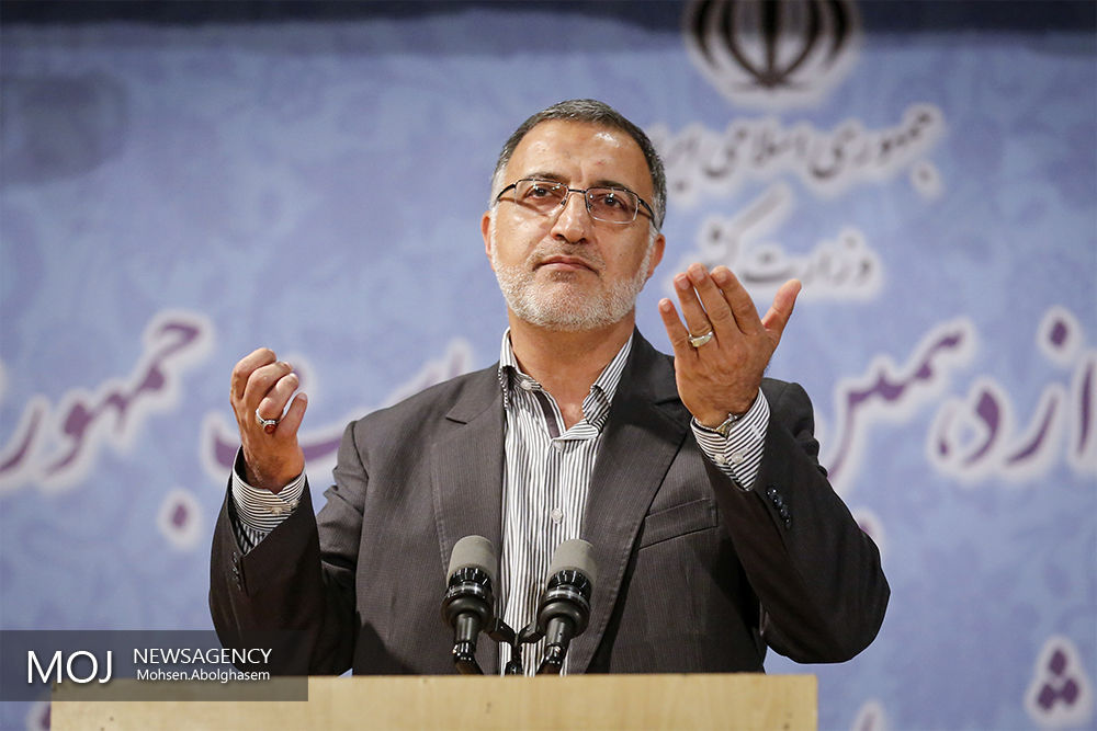 علیرضا زاکانی در انتخابات مجلس شورای اسلامی ثبت نام کرد
