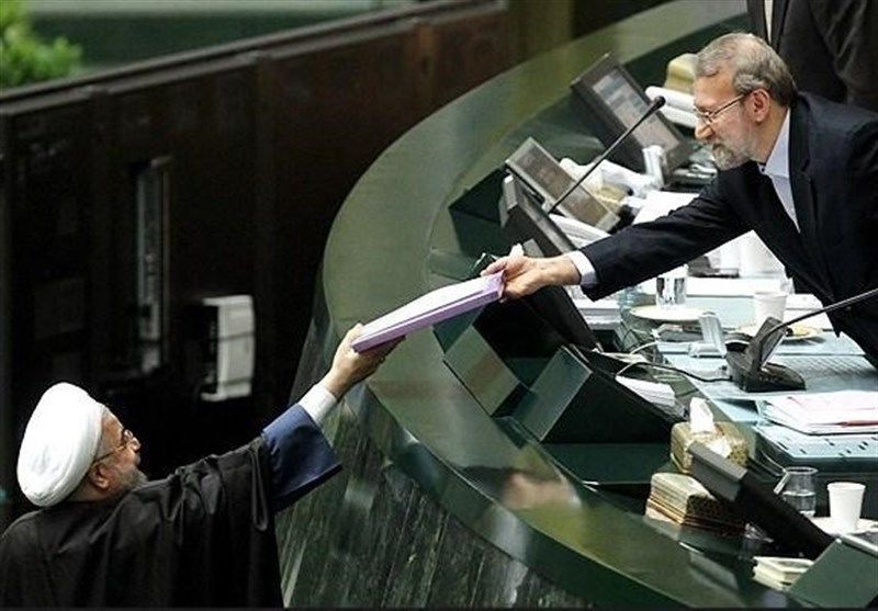 روحانی لایحه بودجه ۹۷ را تقدیم مجلس می کند