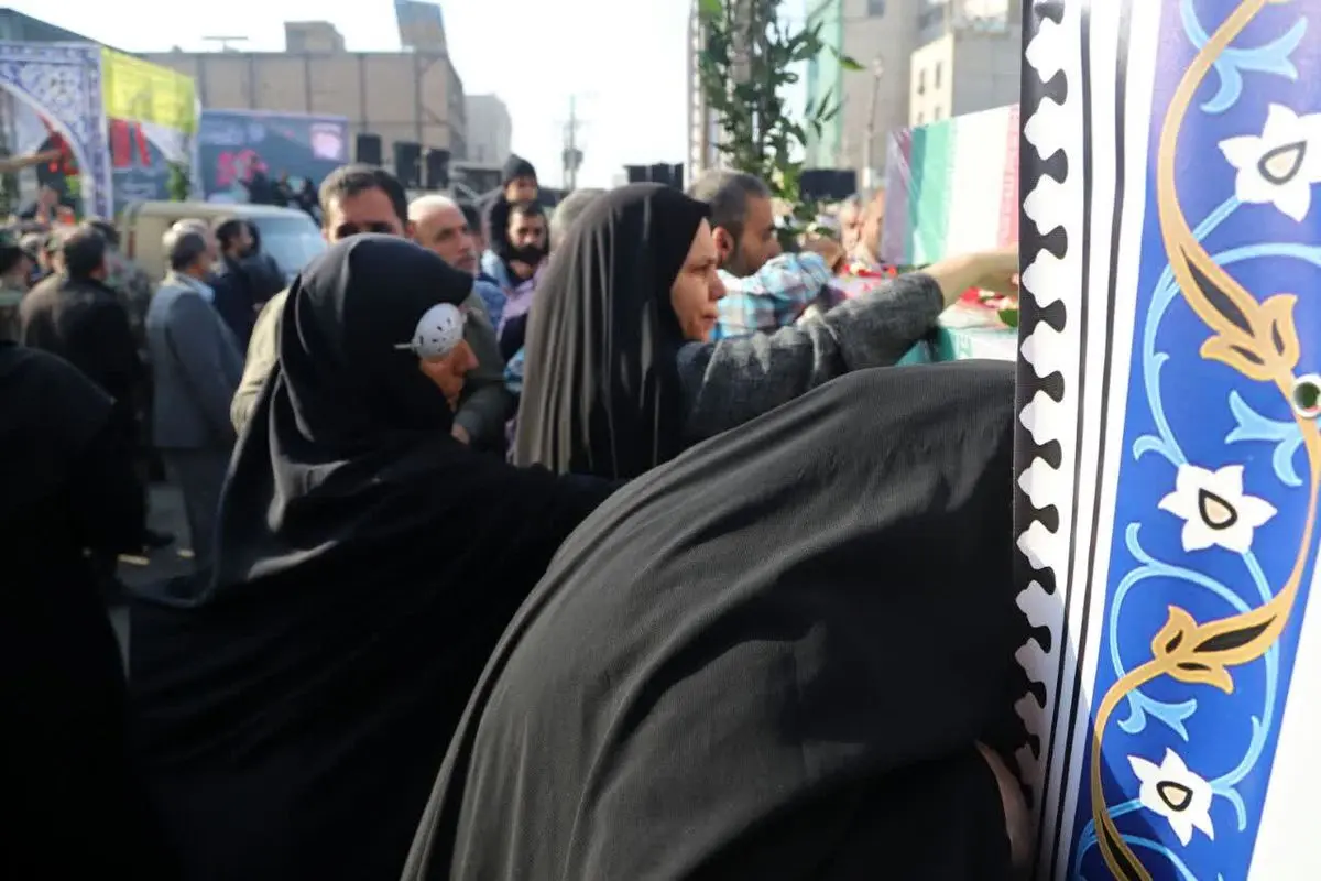 شهید ادیب در اندیمشک آرام گرفت