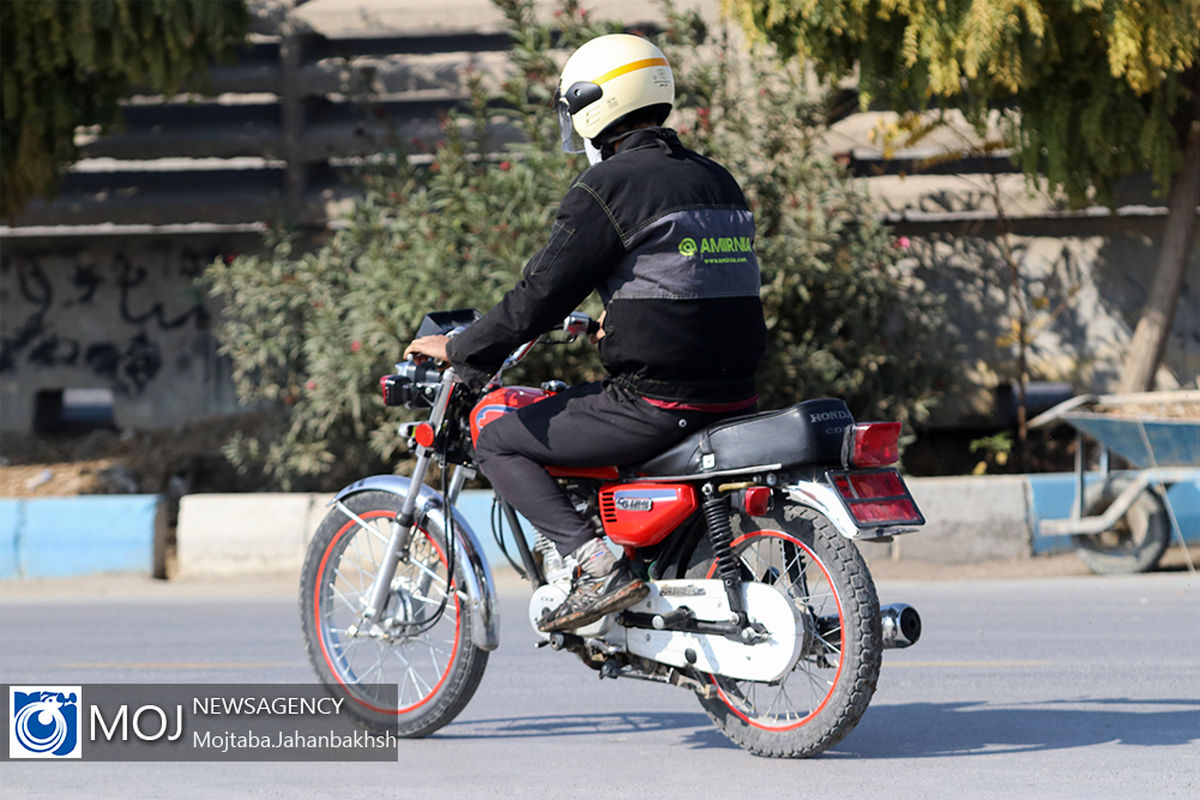 تردد موتورسیکلت‌های دودزا در تهران از امروز ممنوع شد