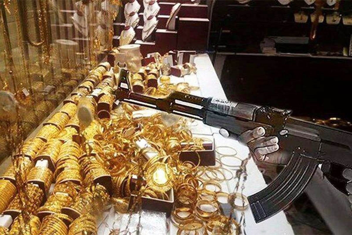 نیروی انتظامی به دنبال شناسایی و دستگیری سارقان طلا فروشی شهر هشتبندی است