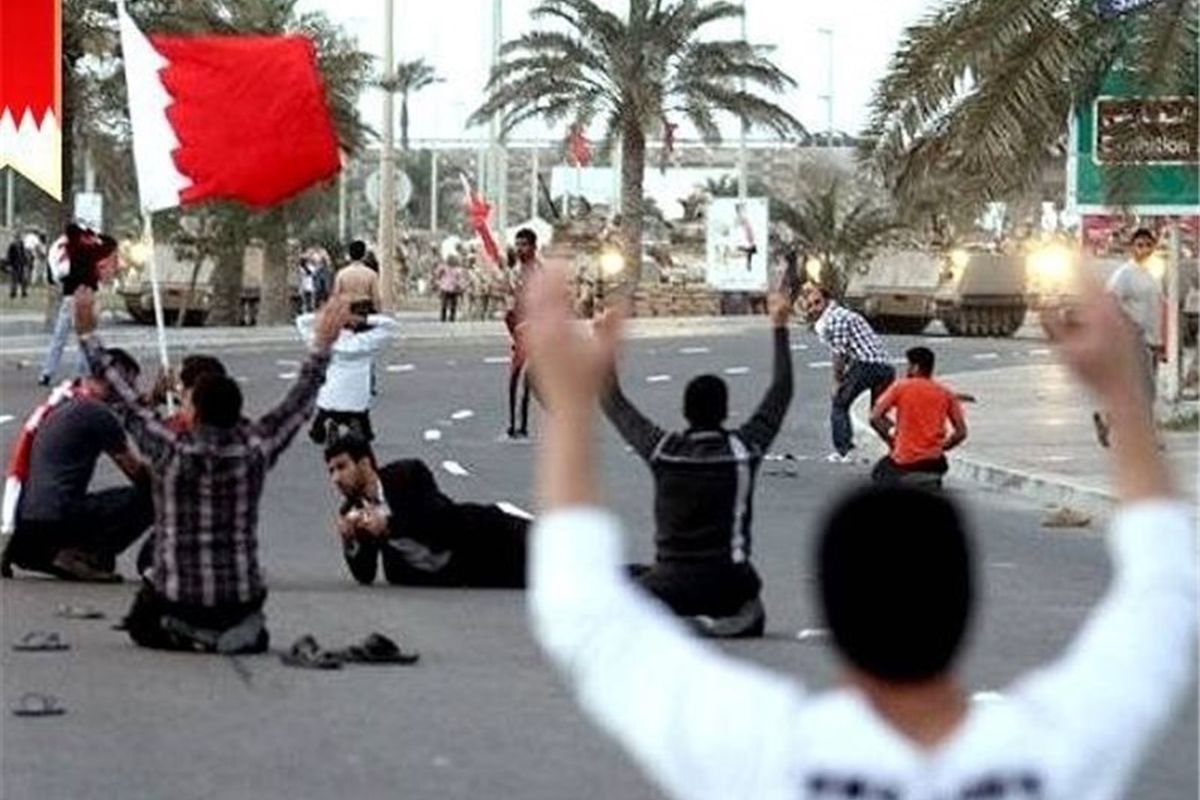 نیروهای امنیتی بحرین ۵۰ معترض را هنگام خروج از منطقه الدراز بازداشت کرد
