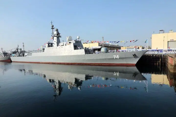پایگاه شناوری «کردستان»  و ناوشکن «سهند» به نیروی دریایی ارتش ملحق شد