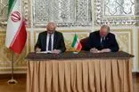 دفتر یادبود قربانیان حادثه بندر شهید رجایی توسط سفرای خارجی امضا شد