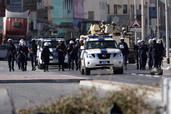 تحرکات جدید نظامیان آل خلیفه در منطقه الدراز بحرین
