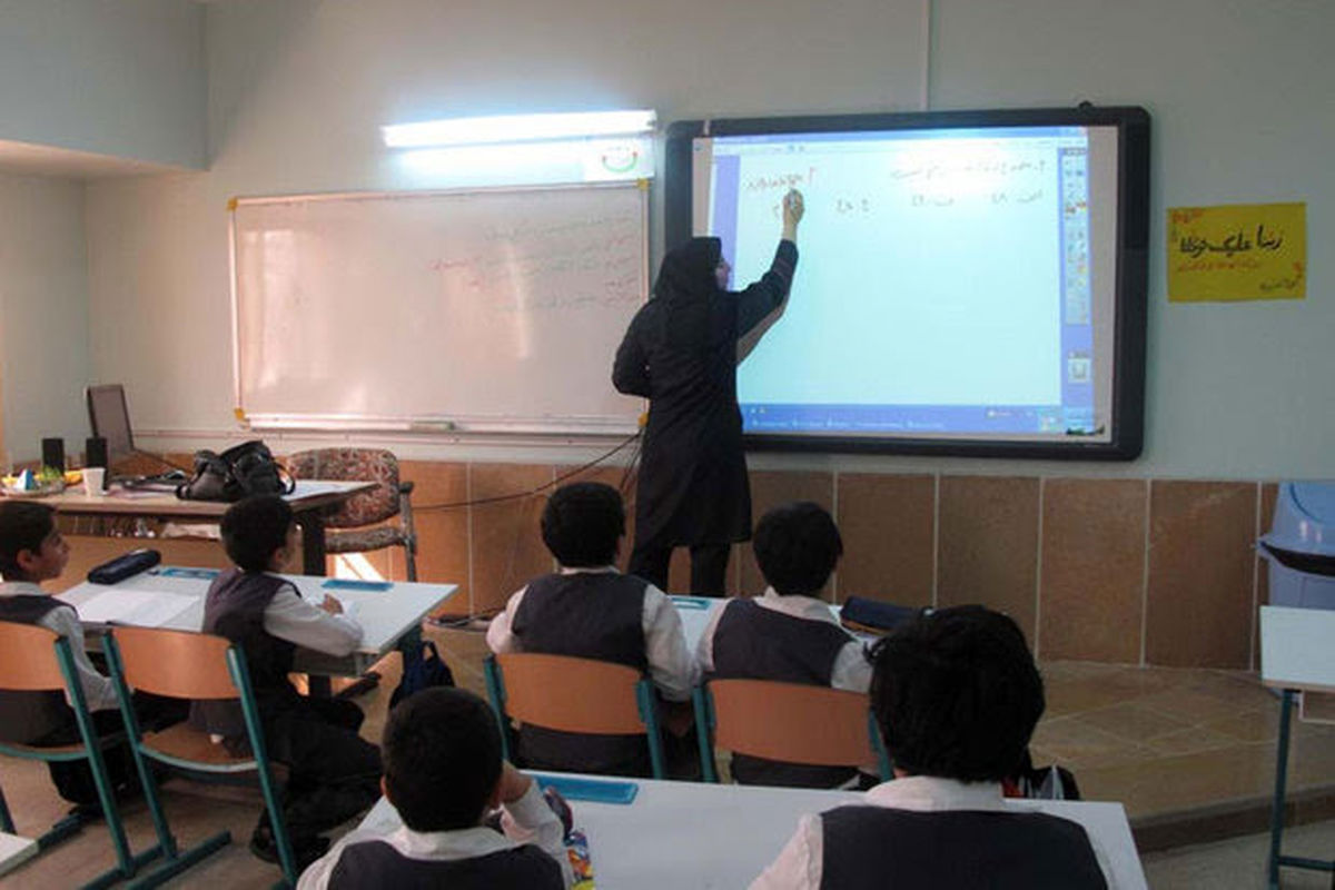صلاحیت معلمی بیش از ۵۵۰۰ داوطلب استان سنجیده شد