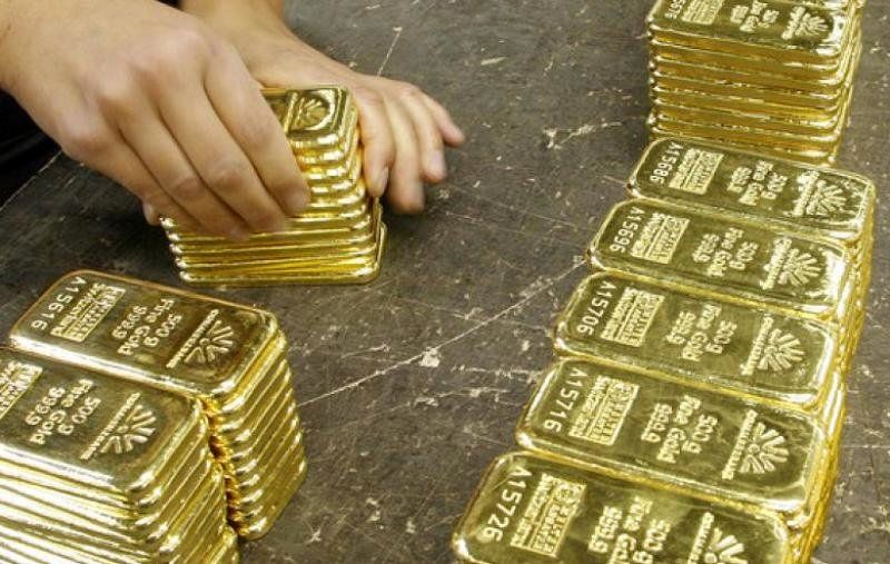 طلا  به بالاترین رکورد ۲.۵ ماهه خود دست یافت