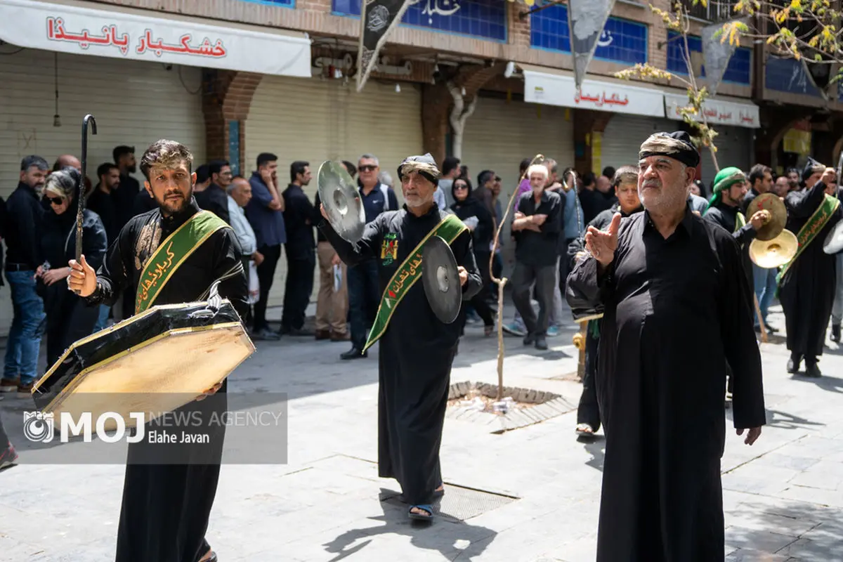 کرمانشاه یکپارچه در ماتم تاسوعای حسینی؛ شور و عشق حسینی در خیابانهای شهر