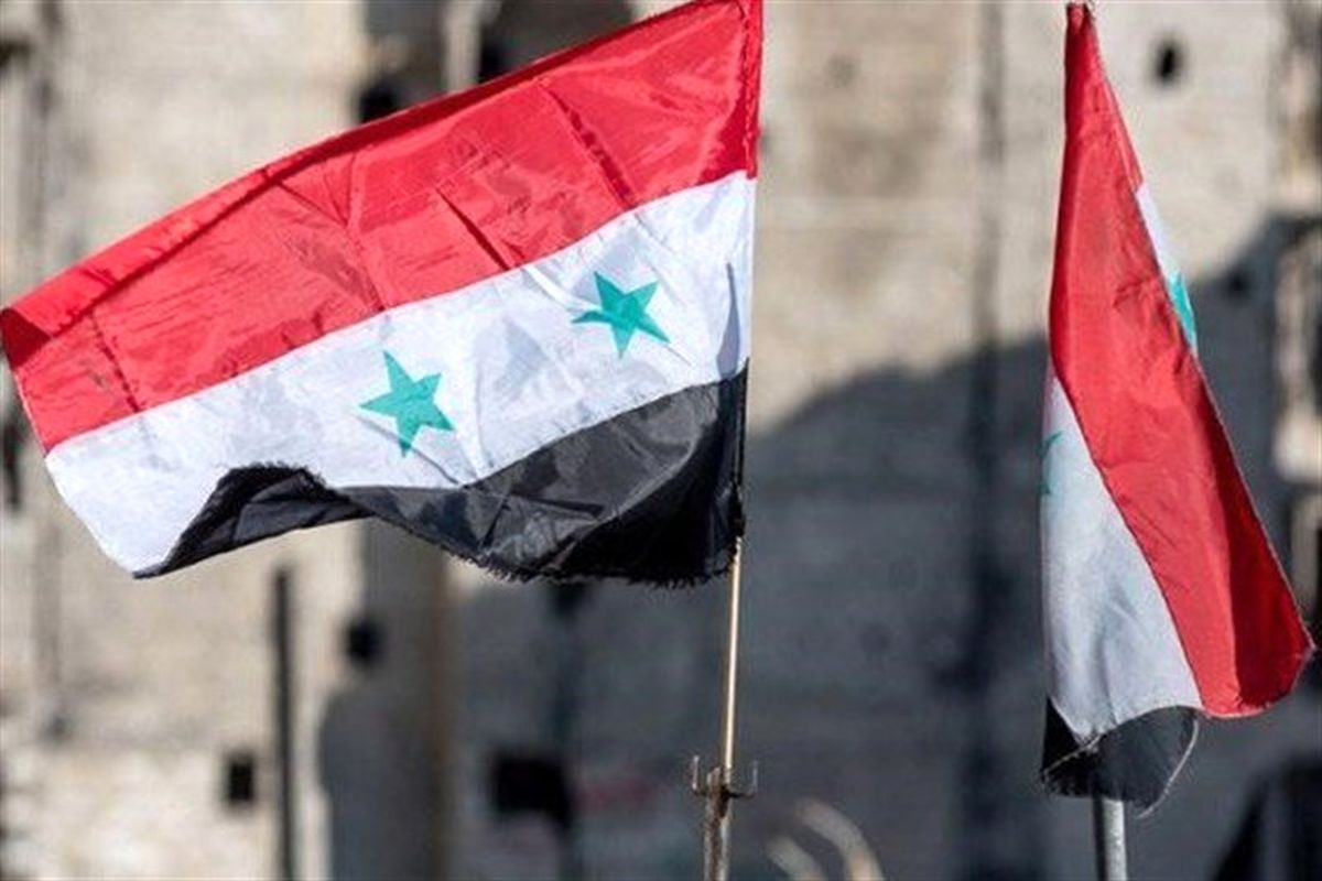 پرچم سوریه در قلمون شرقی به اهتزاز درآمد