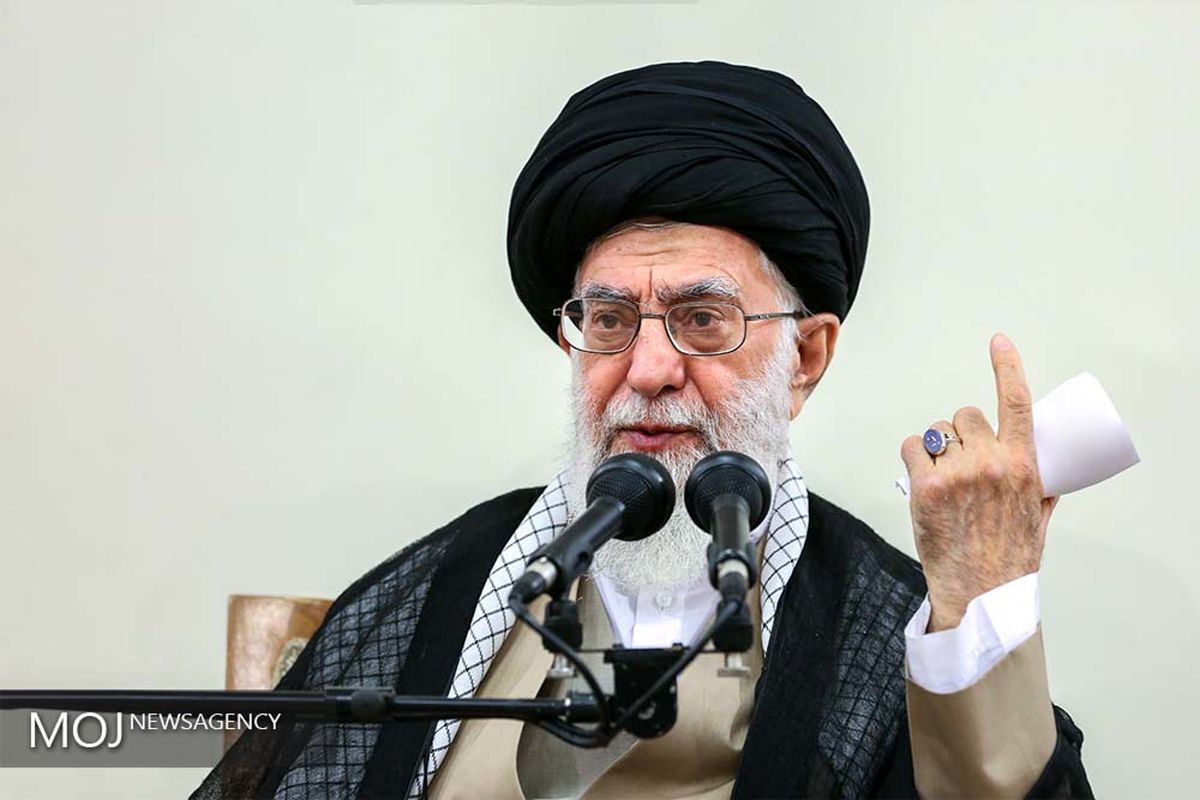فراخوان رهبر معظم انقلاب اسلامی برای تکمیل و ارتقاء الگوی پایه اسلامی ایرانی پیشرفت