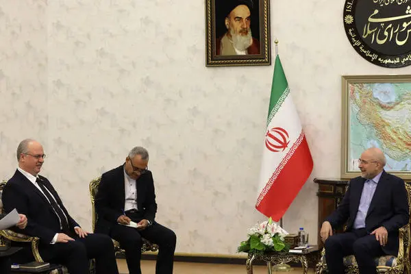 پارلمان ها و دولت های ایران و بلاروس ظرفیت های بیشتری برای توسعه دارند