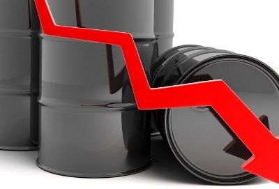 کاهش بهای نفت در بازارهای جهان