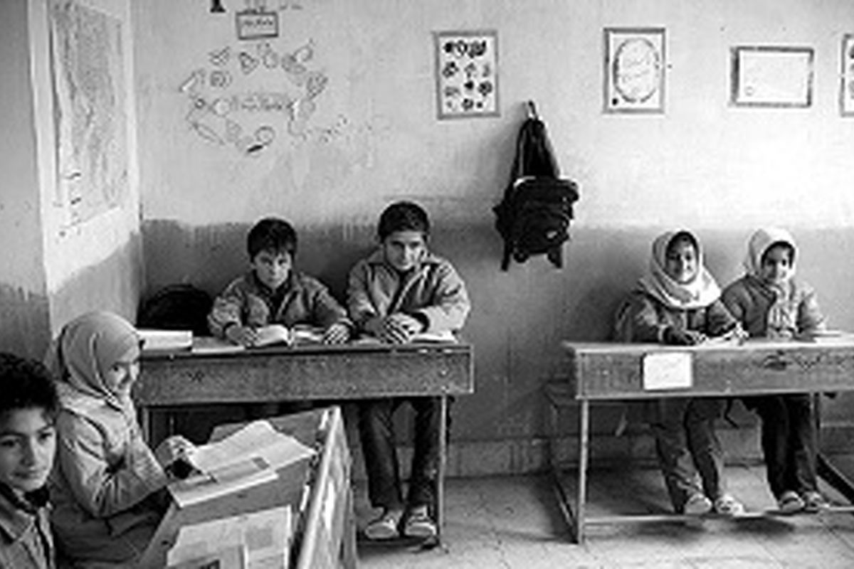 اجرای طرح حمایت از مدارس در ۵۵ محله محروم پایتخت
