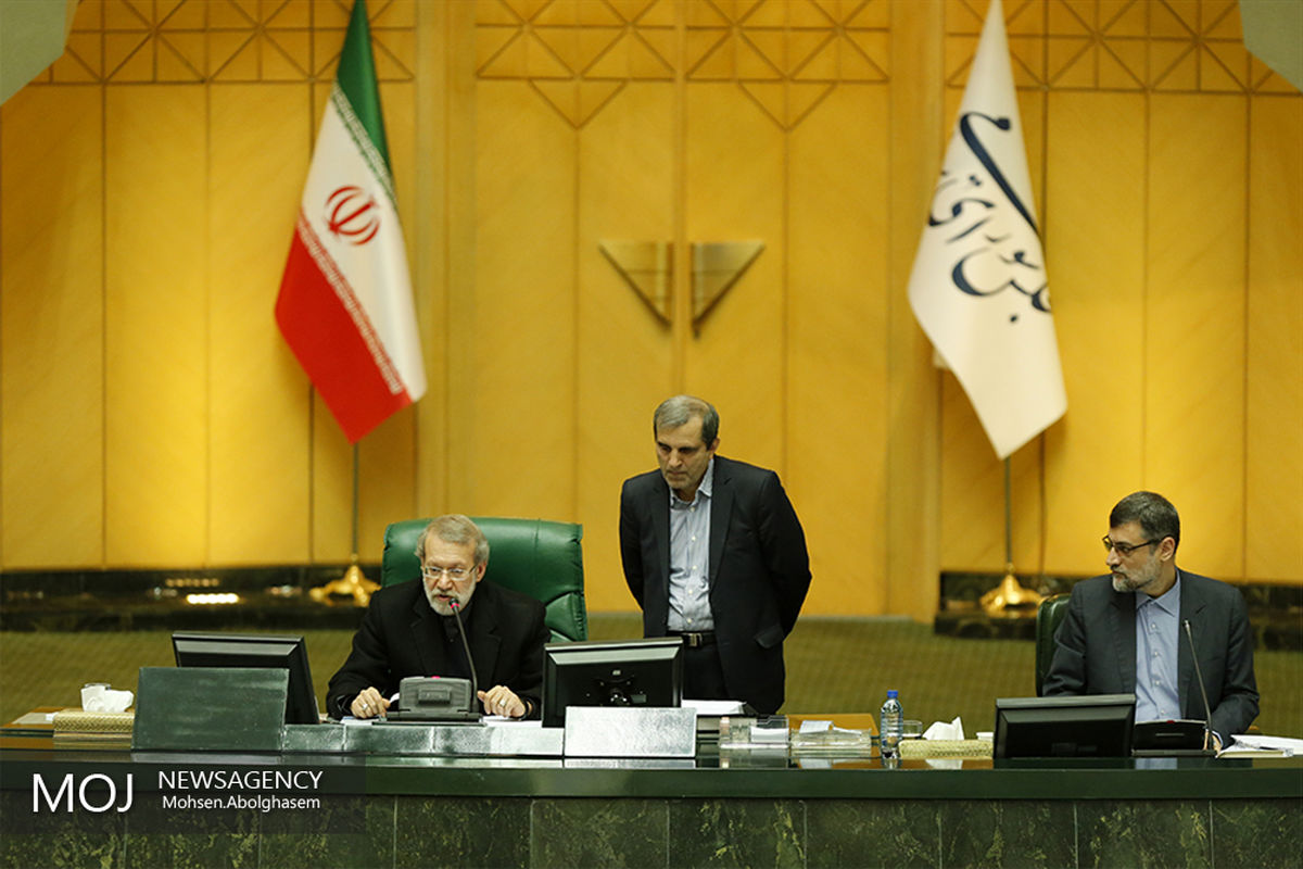 توضیحات لاریجانی درباره اعتراض نمایندگان به ارسال دو لایحه به مجمع تشخیص مصلحت