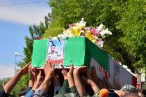 تشییع پیکر شهید ستوان ‌دوم جمشیدی در شهرضا 
