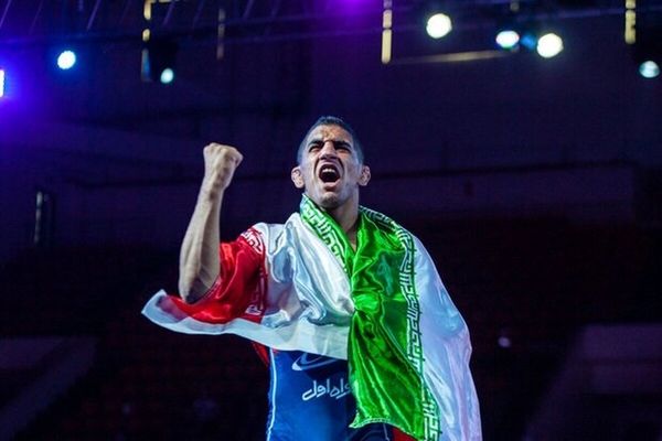 طلای درخشان رحمان عموزاد در کشتی آزاد بازی‌های کشورهای اسلامی