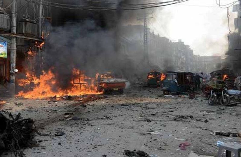 Bomb blast in Pakistan's northwest left 10 injured