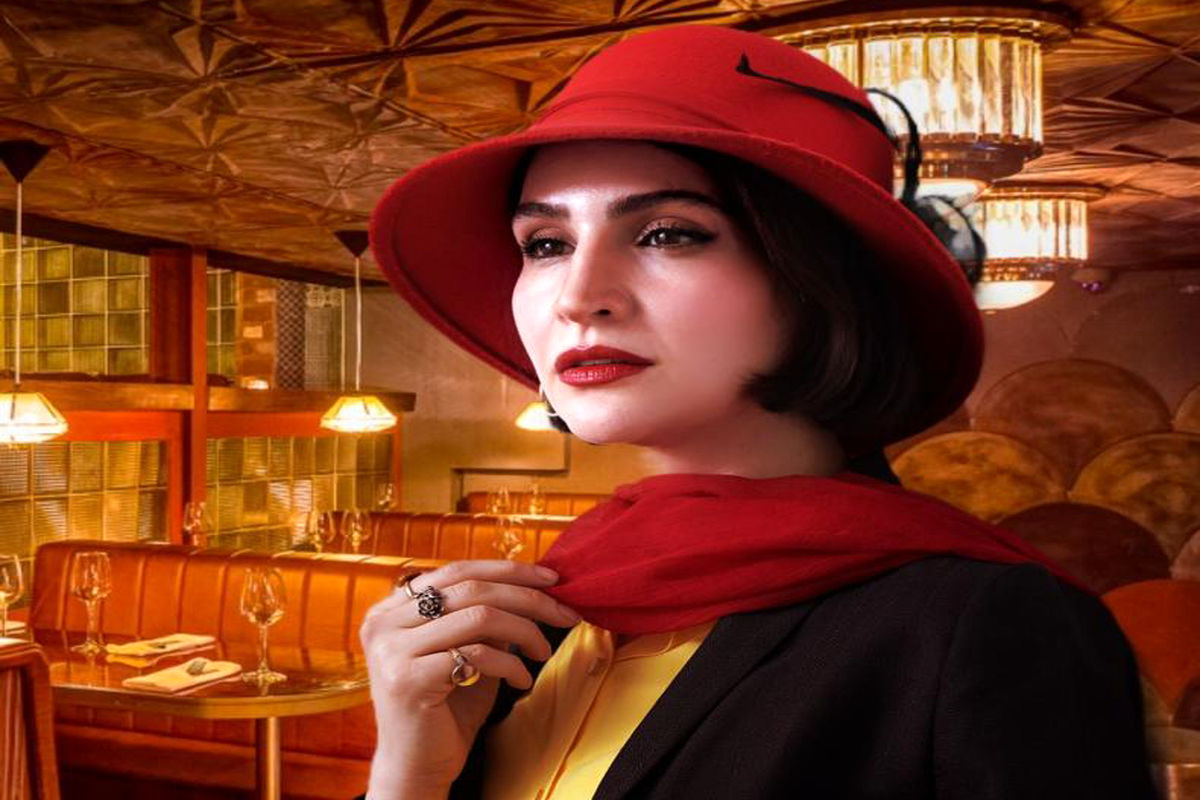 نورا هاشمی نقش زنی برونگرا و طناز را در تئاتر شهر ایفا می کند