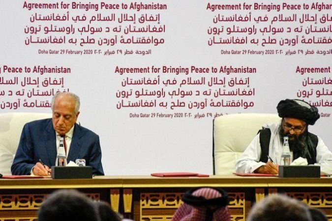 توافق صلح طالبان و آمریکا امضا شد