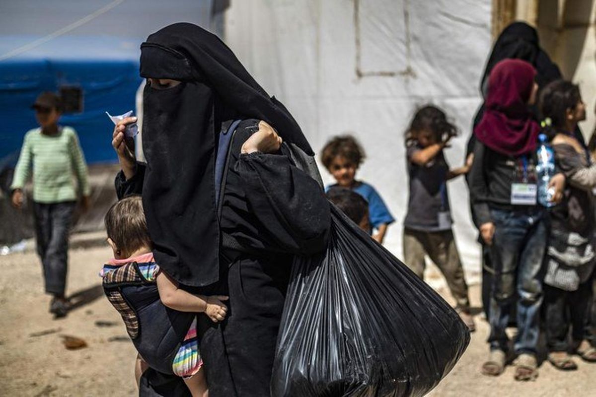 بازگشت 2 زن داعشی و 6 کودک، از سوریه به آمریکا