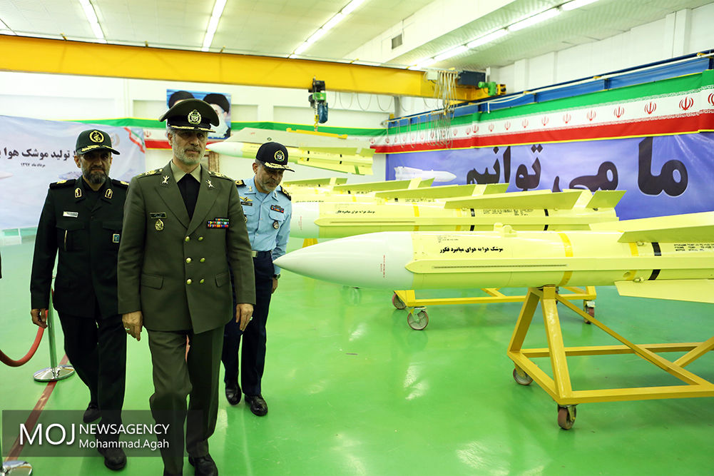افتتاح خط تولید موشک هوا به هوای فکور با حضور وزیر دفاع