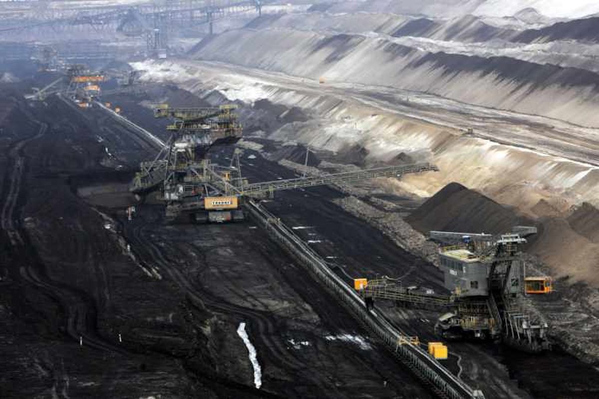 حیات 140 ساله نیروگاه های زغال سوز تا 2025 پایان می یابد