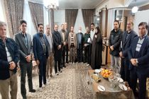 دیدار جمعی از مدیران شهری اصفهان از خانواده راننده شهید هوشنگ خسروی