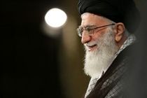 حضور رهبر انقلاب اسلامی در منزل خانواده شهدای مشهد