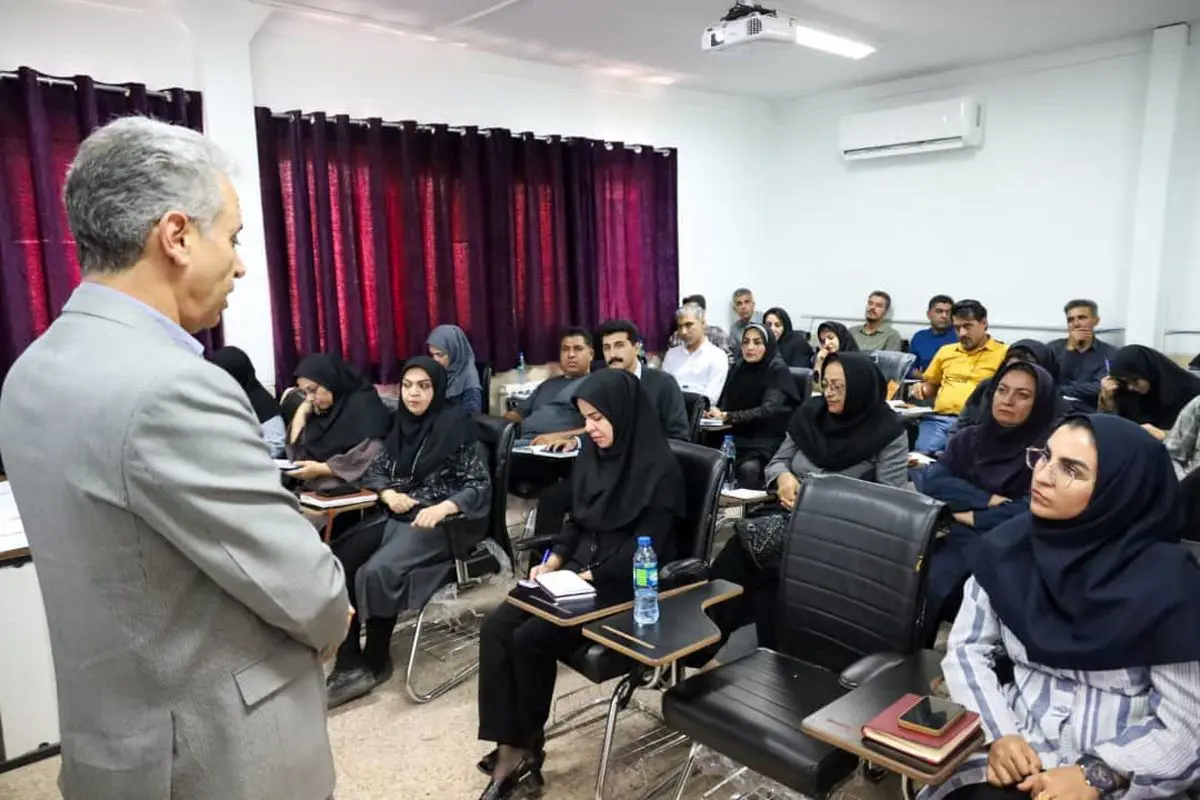 روش تدریس مدارس متوسطه فارس بهروز میشود