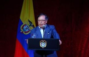 رئیس‌جمهور کلمبیا خبرنگاران حامی رژیم صهیونیستی«دورو» خواند