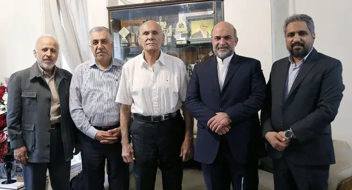 مدیرعامل صندوق اعتباری هنر با جمشید هاشم‌پور دیدار کرد