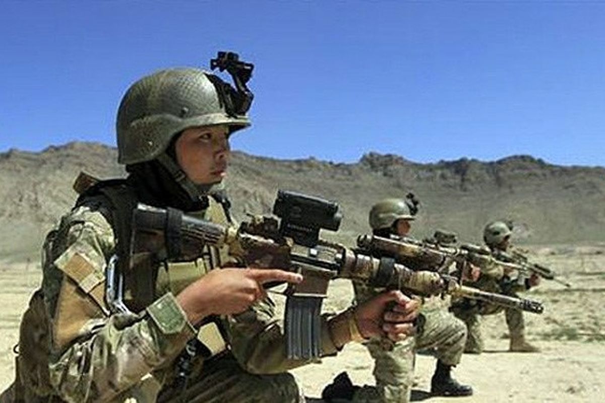 حملات ارتش افغانستان به مواضع داعش
