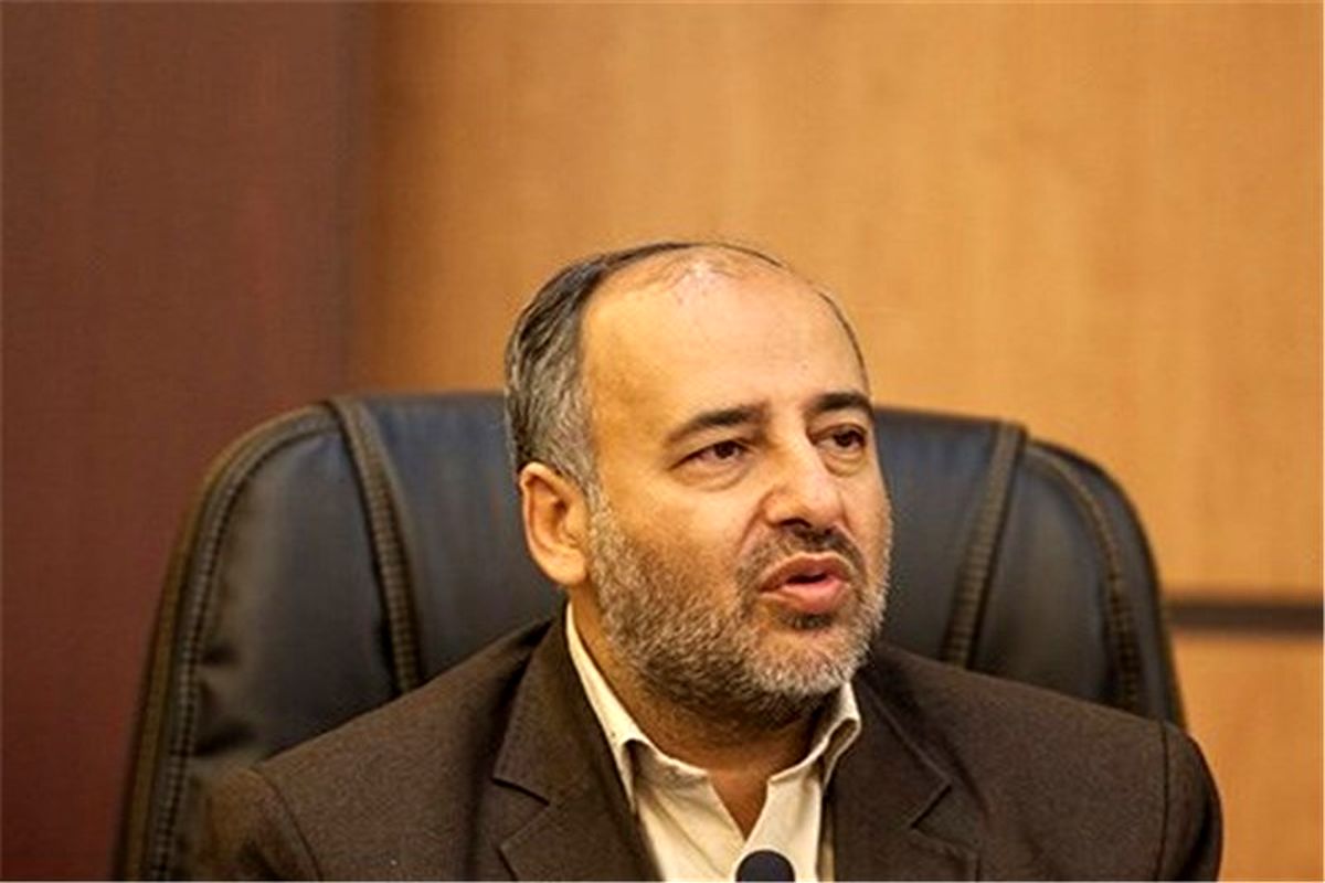تاوان سو مدیریت در خودروسازی را مردم می پردازند/97 درصد کل صنایع ایران قادر به صادرات نیستند