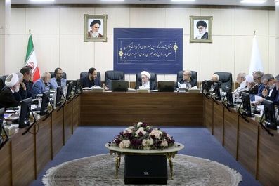 هیات عالی نظارت مجمع تشخیص با تعطیلی شنبه‌ها مخالفت کرد