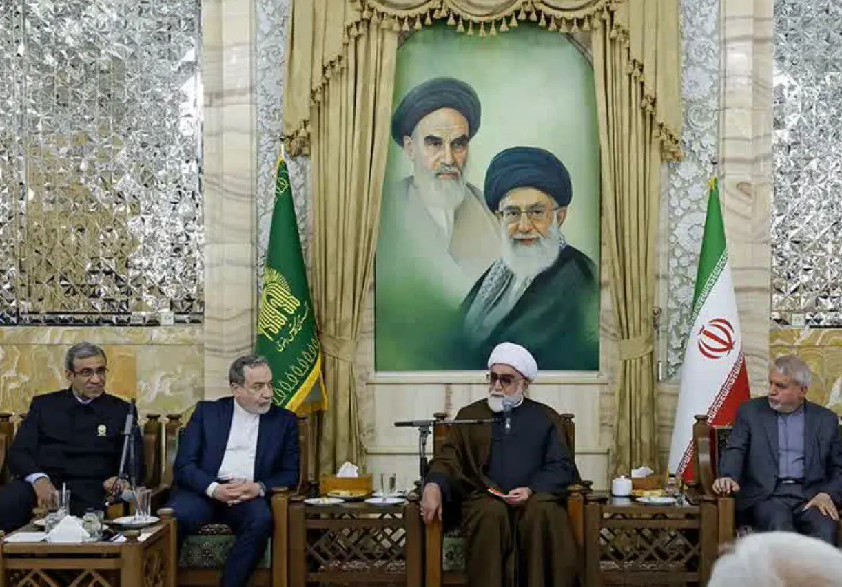 مشهد محور دیپلماسی فرهنگی و زیارت است