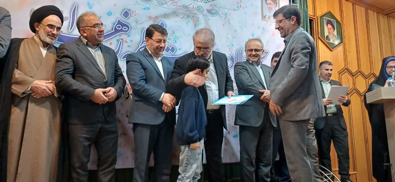 از برگزیدگان قرآنی سازمان قضایی نیروهای مسلح مازندران تقدیر شد