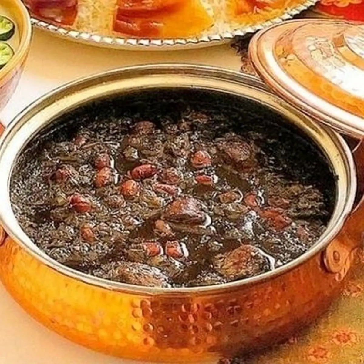 به این روشی که میگم یک قرمه سبزی حرفه ای درست کن / راز خوشمزگی قرمه سبزی لو رفت