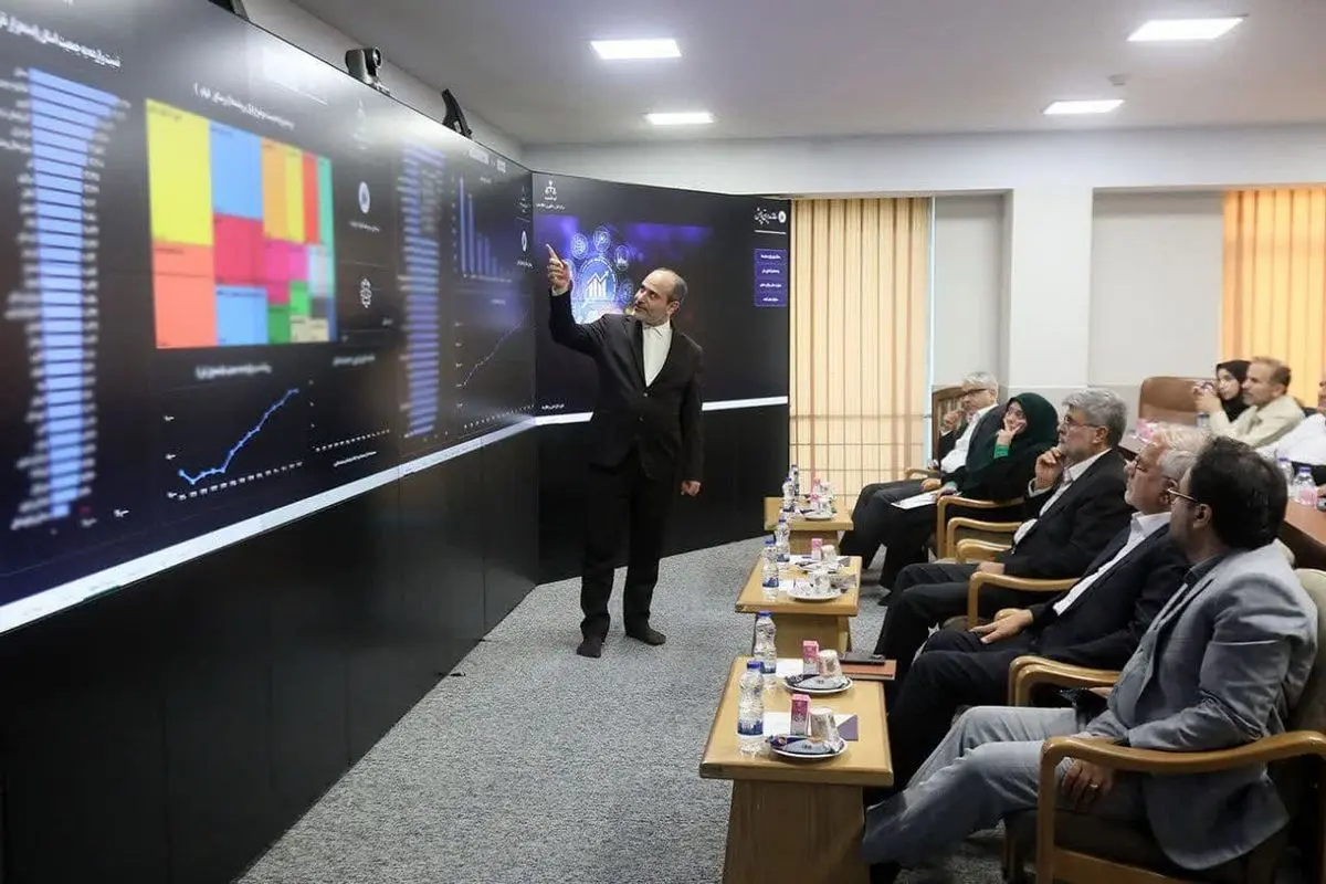 نمایندگان اتاق بازرگانی، صنایع، معادن و کشاورزی ایران از اتاق پایش هوشمند مرکز آمار و فناوری اطلاعات قوه قضاییه بازدید کردند