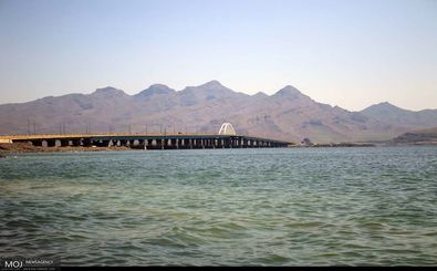 حدود یک سوم از سطح دریاچه ارومیه با آب پوشیده شده است