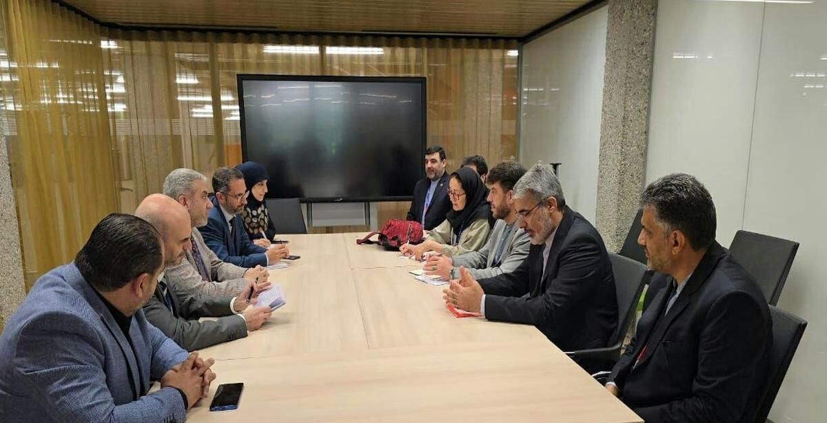 دیدار هیئت سه‌جانبه ایران با وزیر کار لبنان در اجلاس۱۱۲«ILO»