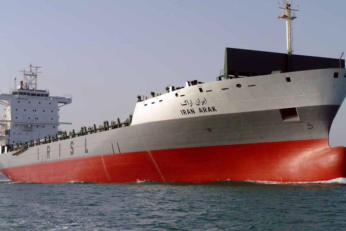 روند ساخت کشتی اقیانوس پیمای خلیج فارس بررسی شد