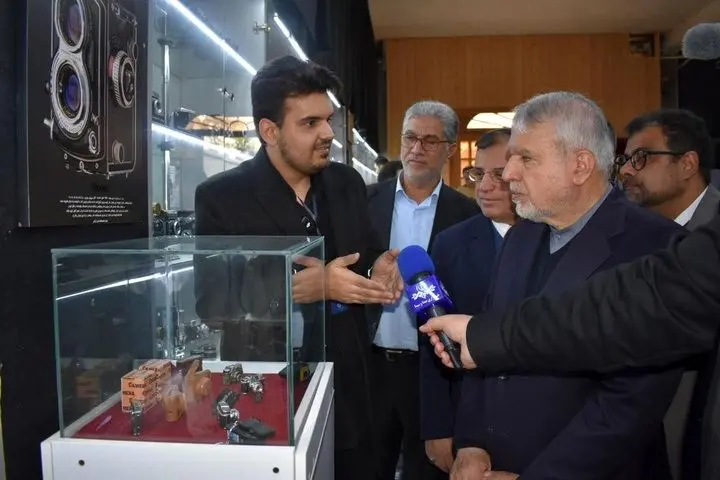 وزیر میراث‌فرهنگی از نخستین موزه تخصصی عکاسی شمال کشور بازدید کرد