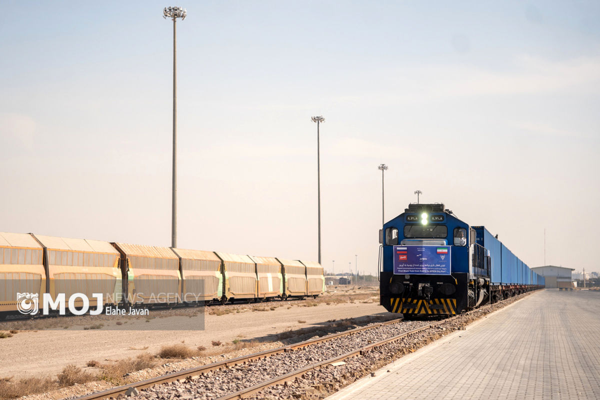 ورود اولین قطار باری برنامه ریزی شده از روسیه به آپرین