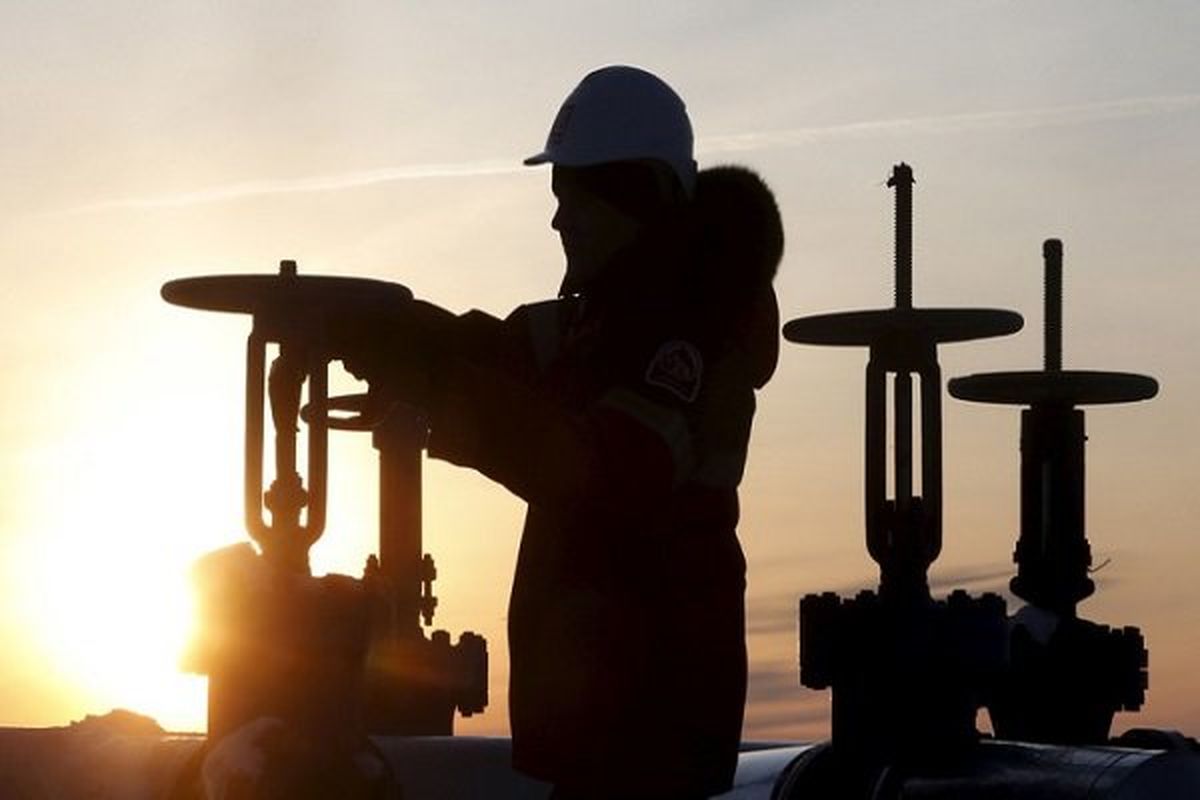 وزارت نفت موظف به استفاده از ظرفیت بخش خصوصی در میادین مشترک شد