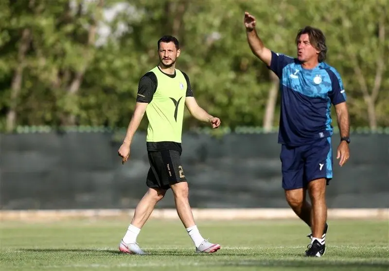 حرکات منحصر به فرد ساپینتو در تمرین استقلال + فیلم