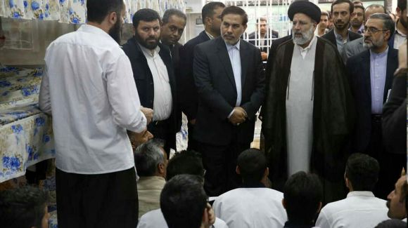 بازدید آیت الله رئیسی از بند زندانیان امنیتی کردستان
