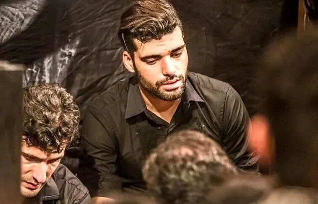 عزاداری مهدی طارمی در شب تاسوعا در بوشهر + فیلم